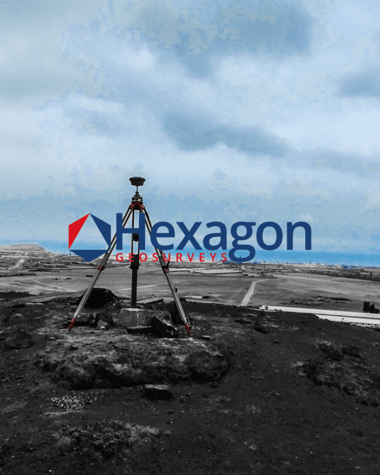 Suivi de terrassement au port par GNSS RTK — Hexagon GeoSurveys, Ingénieur Géomètre Topographe