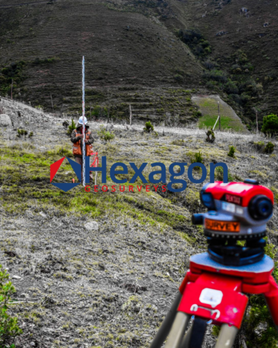 level-survey-rod-mountain-slope-pentax-tripod-morocco