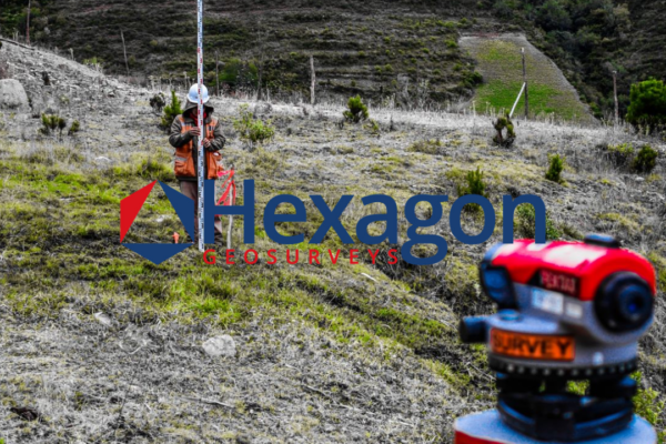 level-survey-rod-mountain-slope-pentax-tripod-morocco