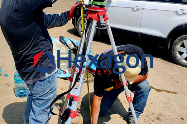 mesure-gps-rtk-borne-cadastrale-equipe-topographe-maroc