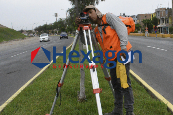 nivellement-automatique-terre-plein-route-urbaine-hexagon