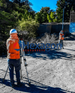 Nivellement pentax batiment pise atlas rural hexagon