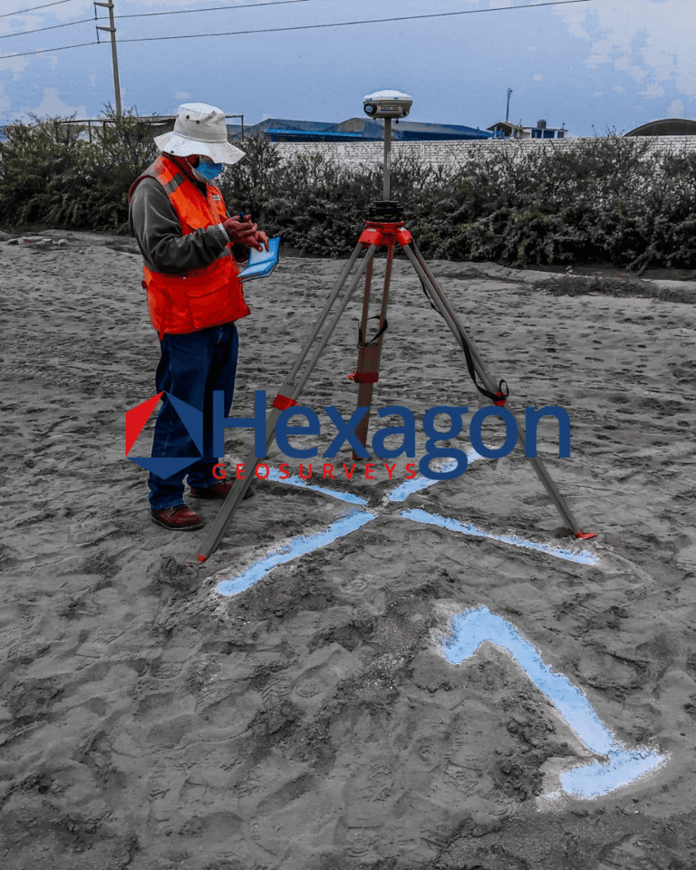Marquage d'implantation sur chantier — Hexagon GeoSurveys, Ingénieur Géomètre Topographe