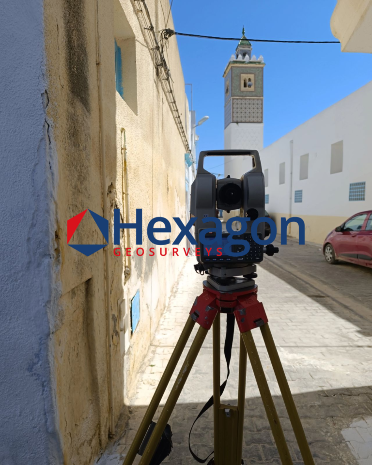 Relevé de façade à la station totale — Hexagon GeoSurveys, Ingénieur Géomètre Topographe